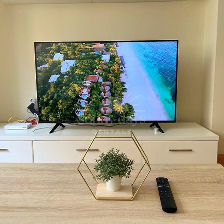 Acogedor Apartamento A 30 Metros De La Playa - Wifi - Smarttv Алмерия Екстериор снимка