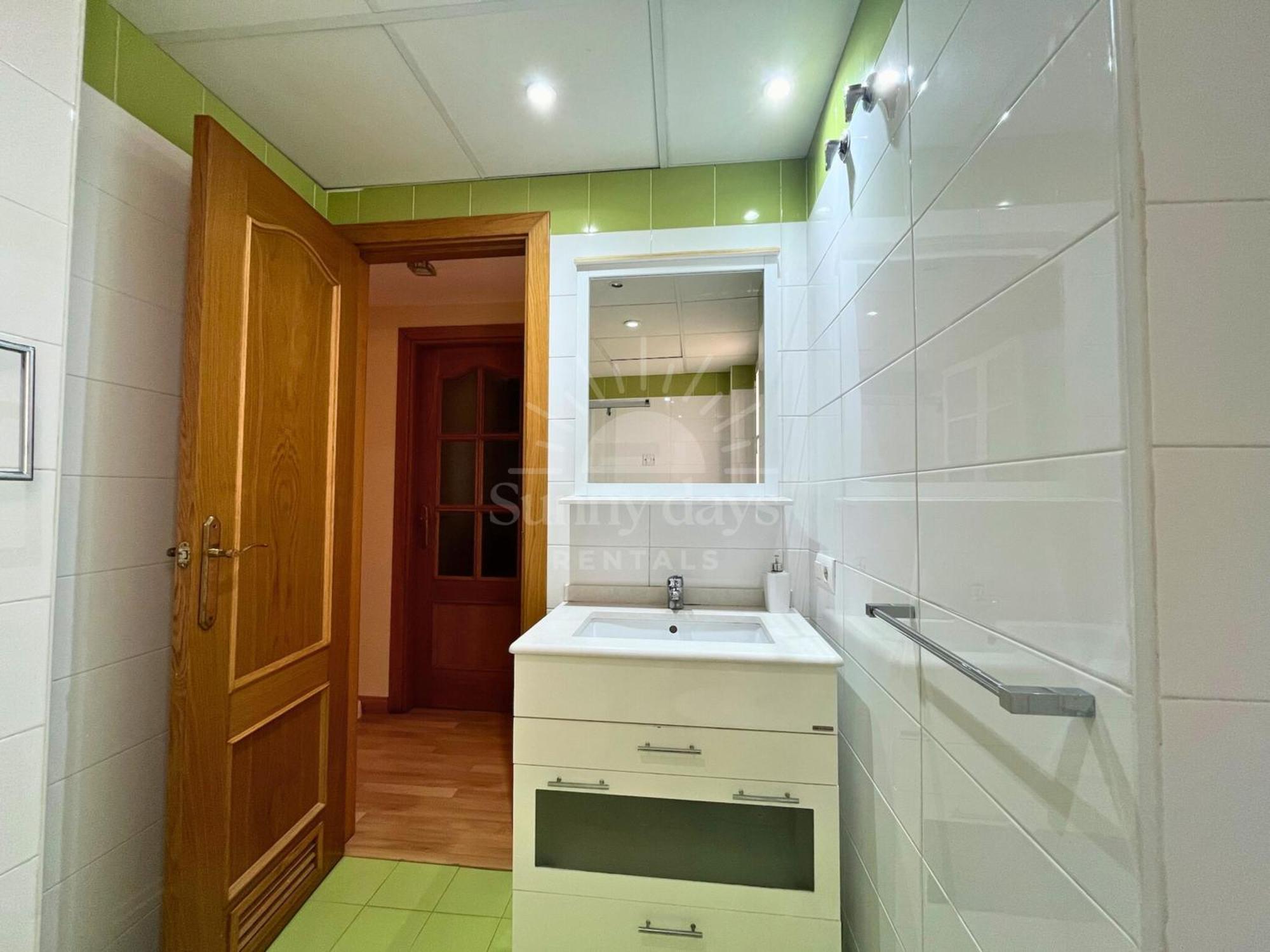 Acogedor Apartamento A 30 Metros De La Playa - Wifi - Smarttv Алмерия Екстериор снимка